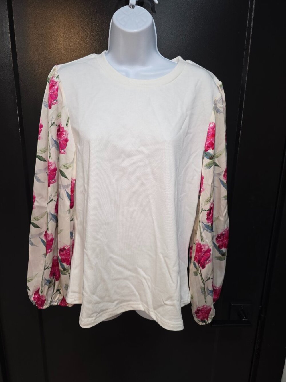 Betsey's Boutique Floral Long Sleeve Shirt Sz XL